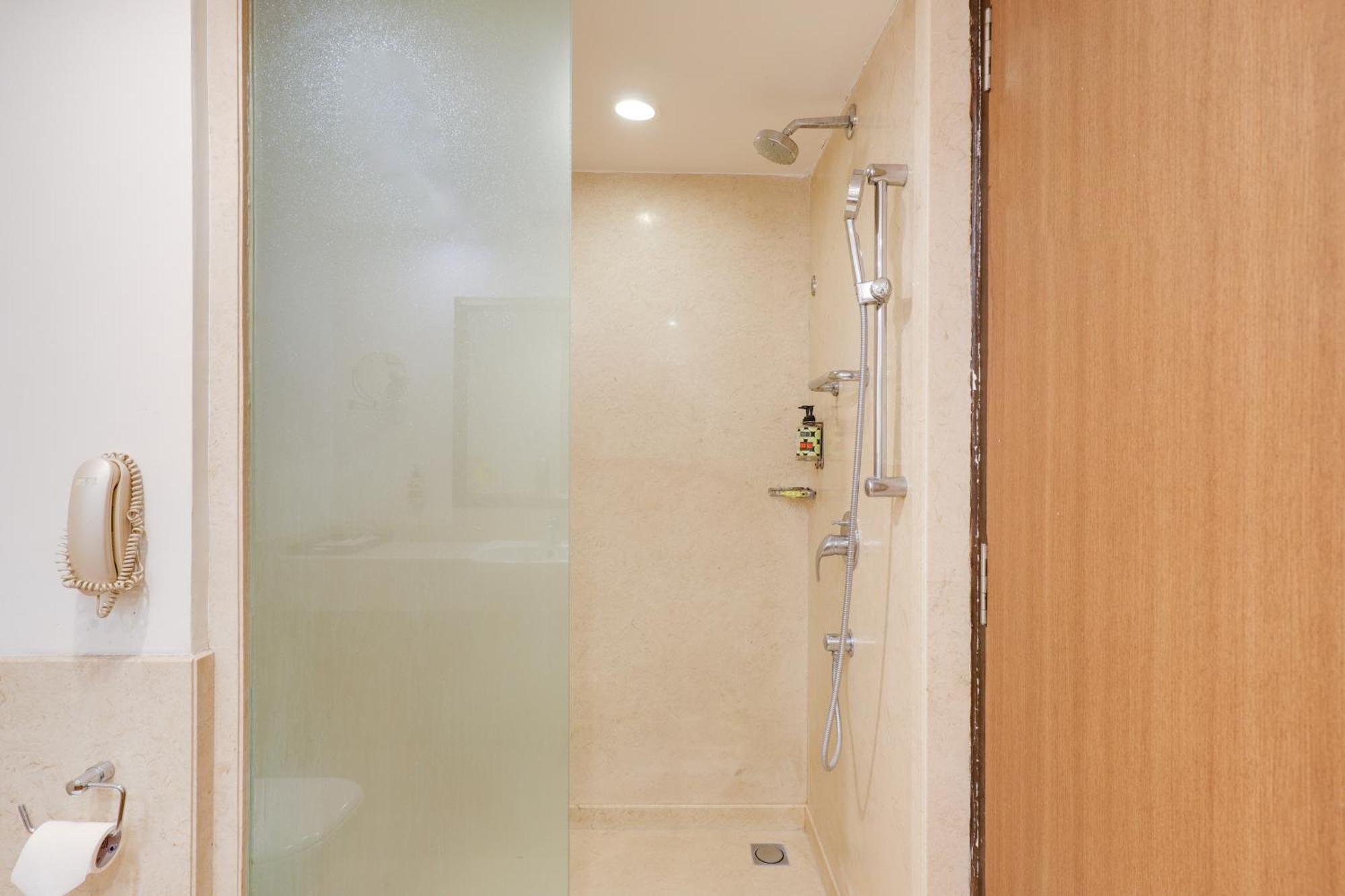 Lemon Tree Premier 1, Gurugram Gurgaon Exterior foto
