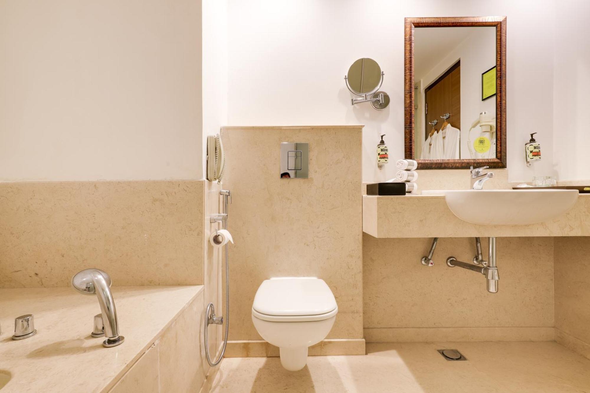 Lemon Tree Premier 1, Gurugram Gurgaon Exterior foto